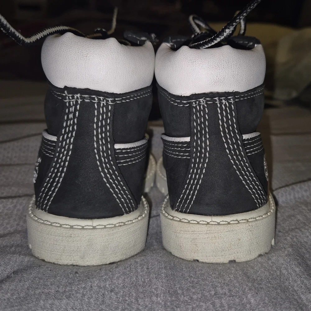 Timberland questions leave